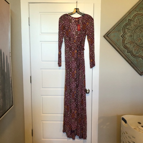 Tigerlily Bouquet Floral GarnetMaxi Dress size 2 - Picture 2 of 6